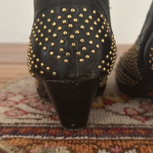 Dolce Vita Studded Bootie - Picture 4 of 10